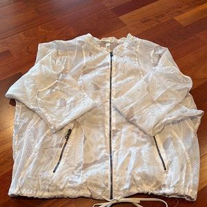 Alo Women’s zip up jacket